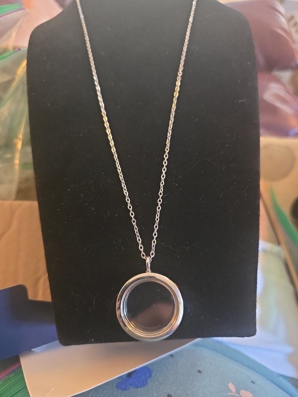 22 Inch Effy Silver Pendant Necklace with Glass Locket E